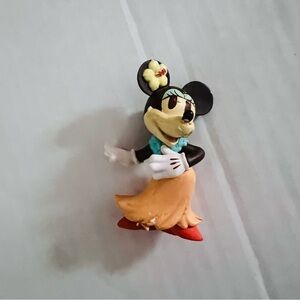 Disney Minnie Mouse Aulani Hula Dancer Figurine Cake Topper